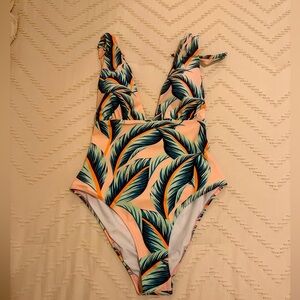 Cuoshe one- piece swim suit